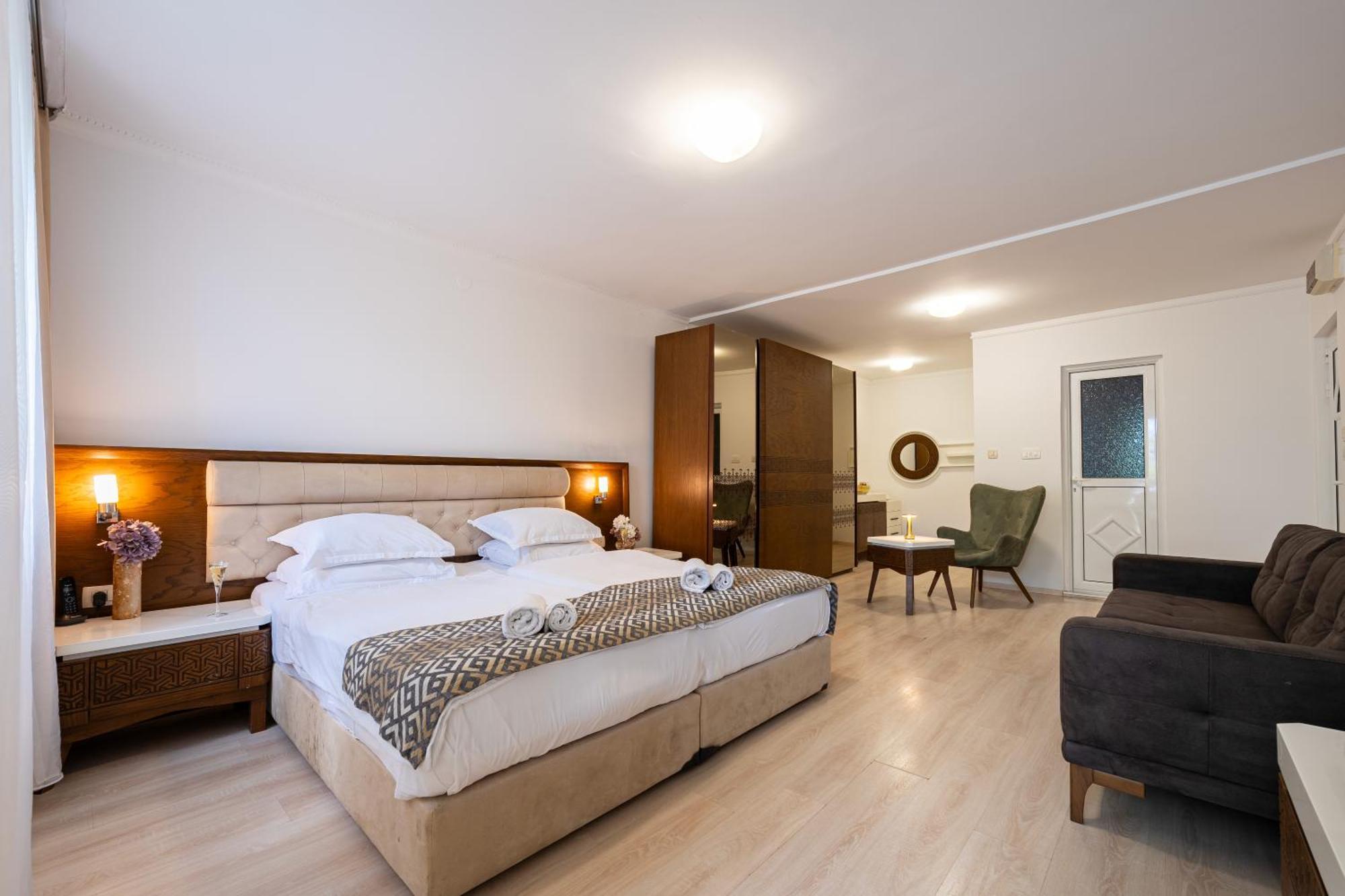 Hotel Adrovic Sveti Stefan Exterior photo