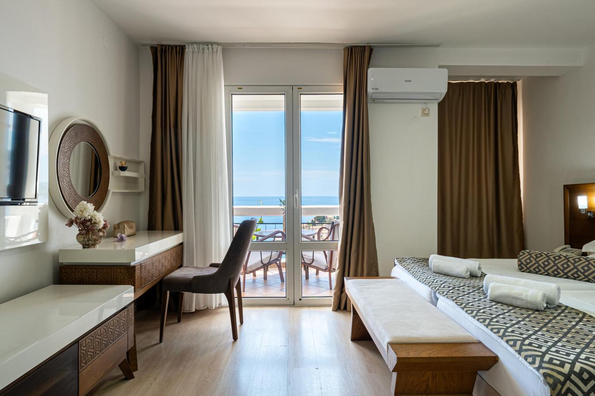 Hotel Adrovic Sveti Stefan Exterior photo
