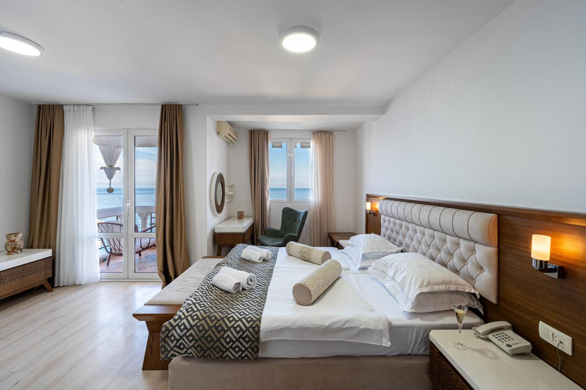 Hotel Adrovic Sveti Stefan Exterior photo